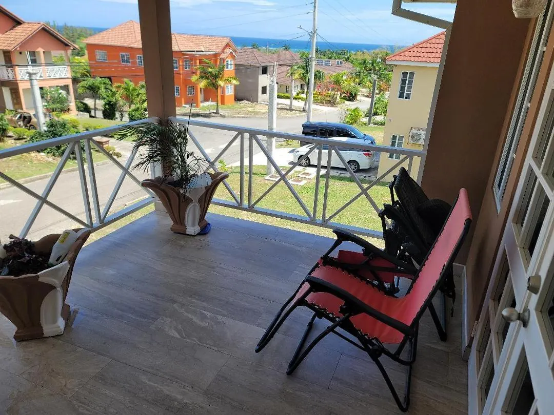 Villa Soleil House With A View à Priory 0*,  Jamaïque